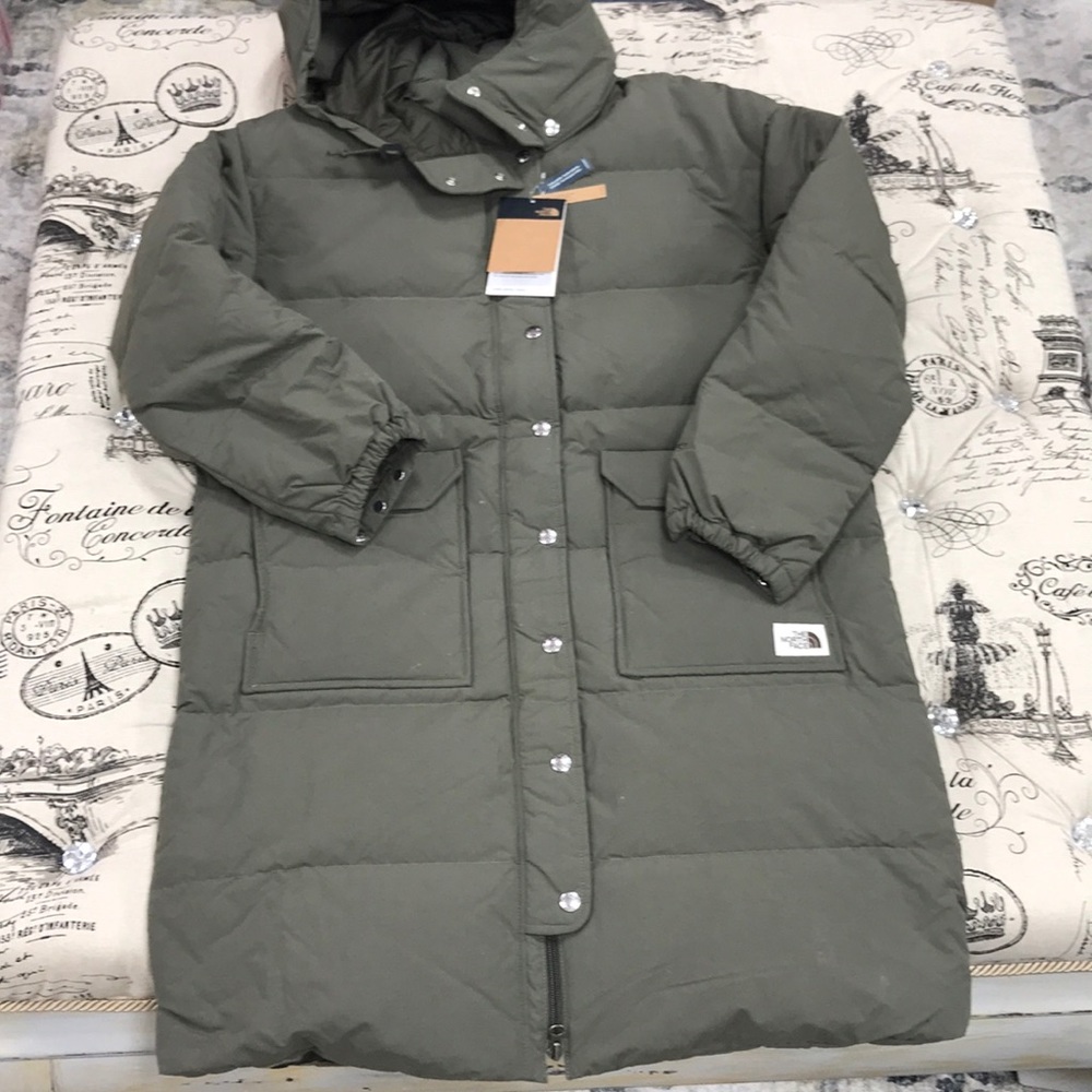 The North Face Sierra Water Repellent Down Parka - Picture 3 of 11